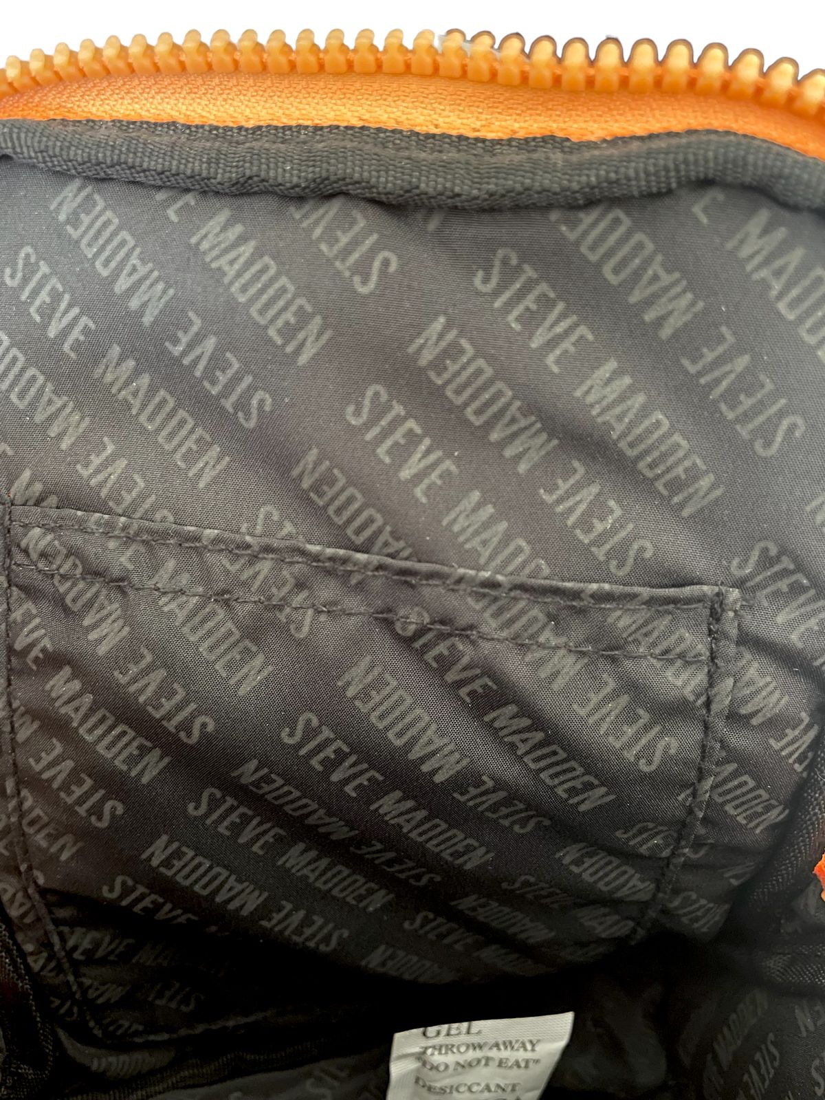 Mochila Steve Madden con Termo